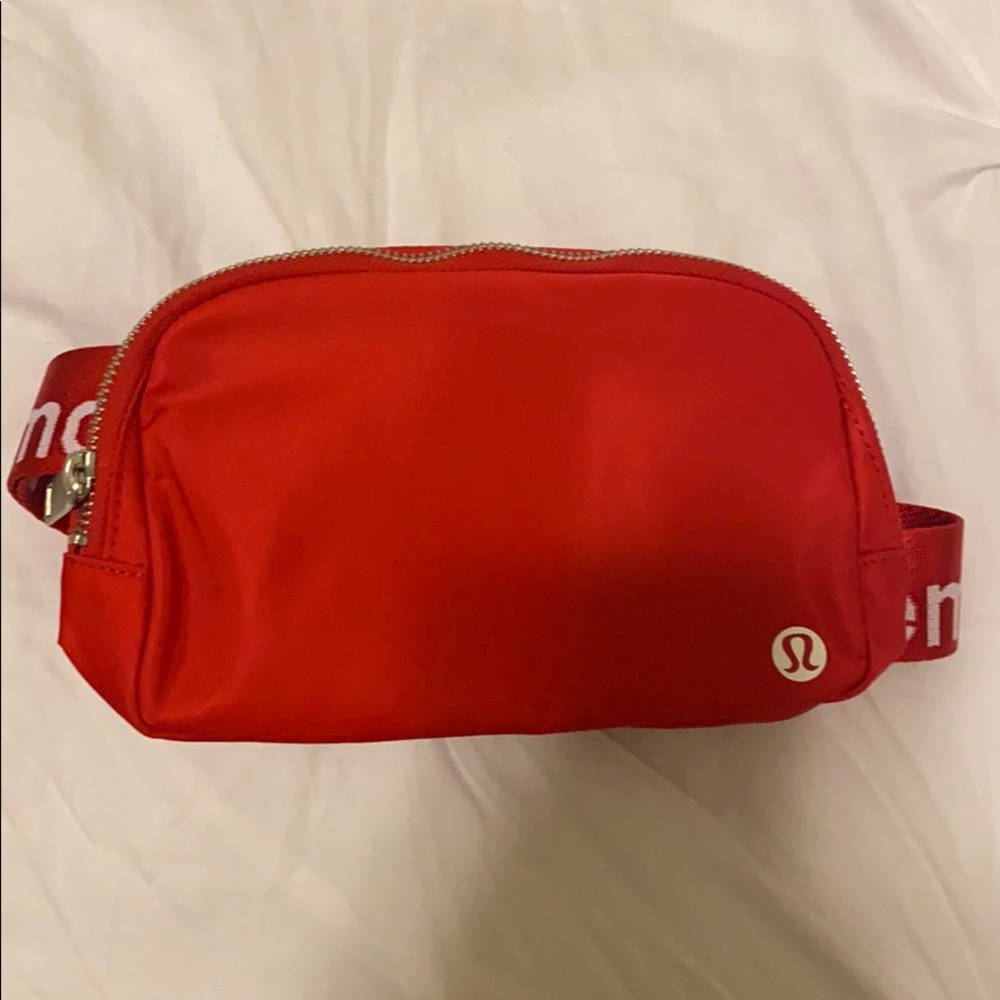 Lulu Lemon Fanny Pack